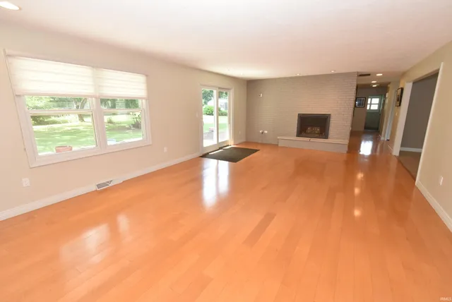 $319,000 | 602 South Park Drive, Fowler, IN 47944