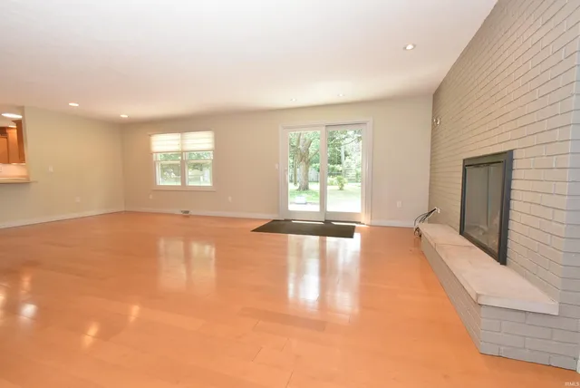 $319,000 | 602 South Park Drive, Fowler, IN 47944