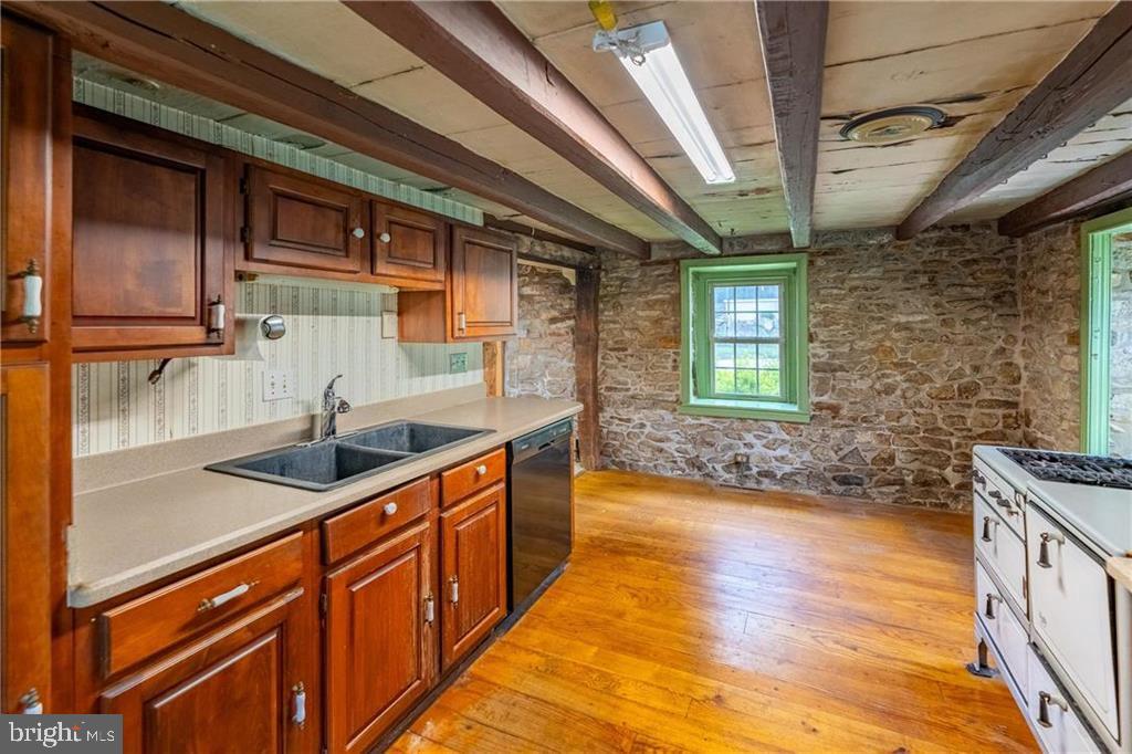 104 Gap Road Macungie, PA 18062 - Photo 3 of 13 Gallery Image 3