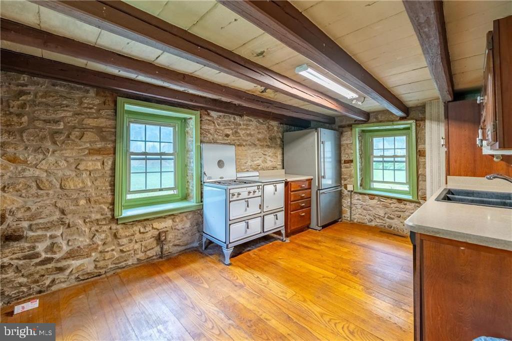 104 Gap Road Macungie, PA 18062 - Photo 4 of 13 Gallery Image 4