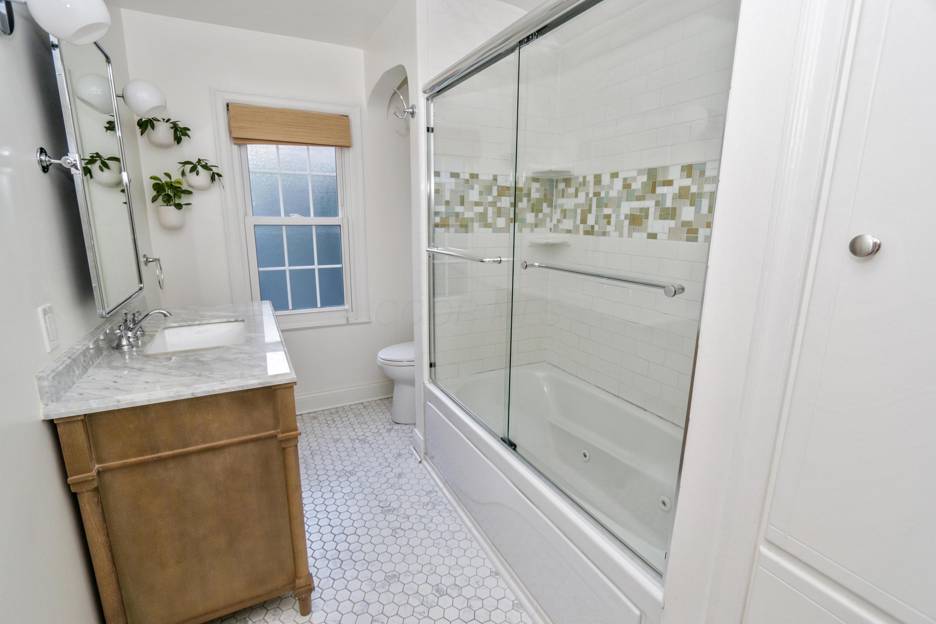 114 Garden Road Columbus, OH 43214 - Photo 37 of 66 114 Garden Rd. 21