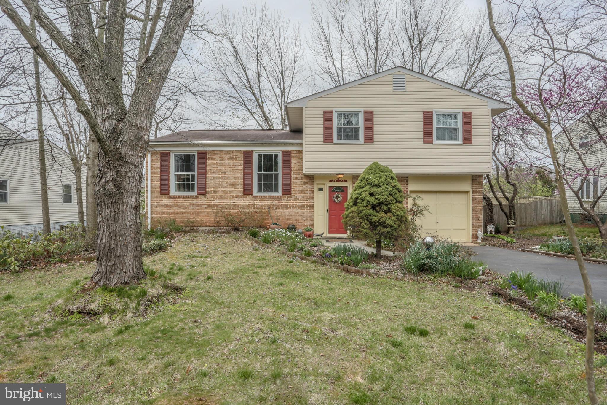 8556 Stonewall Road Manassas, VA 20110 - Photo 1 of 28 Exterior (Front)