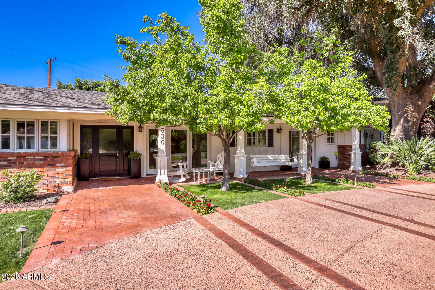 330 West Lawrence Road Phoenix, AZ 85013 - Photo 7 of 34 Iconic North Central charm