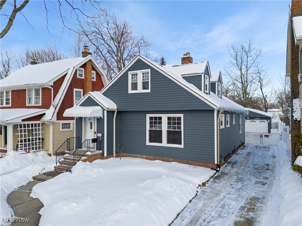 2333 South Taylor Road Cleveland, OH 44118 - Photo 2 of 47 Gallery Image 2