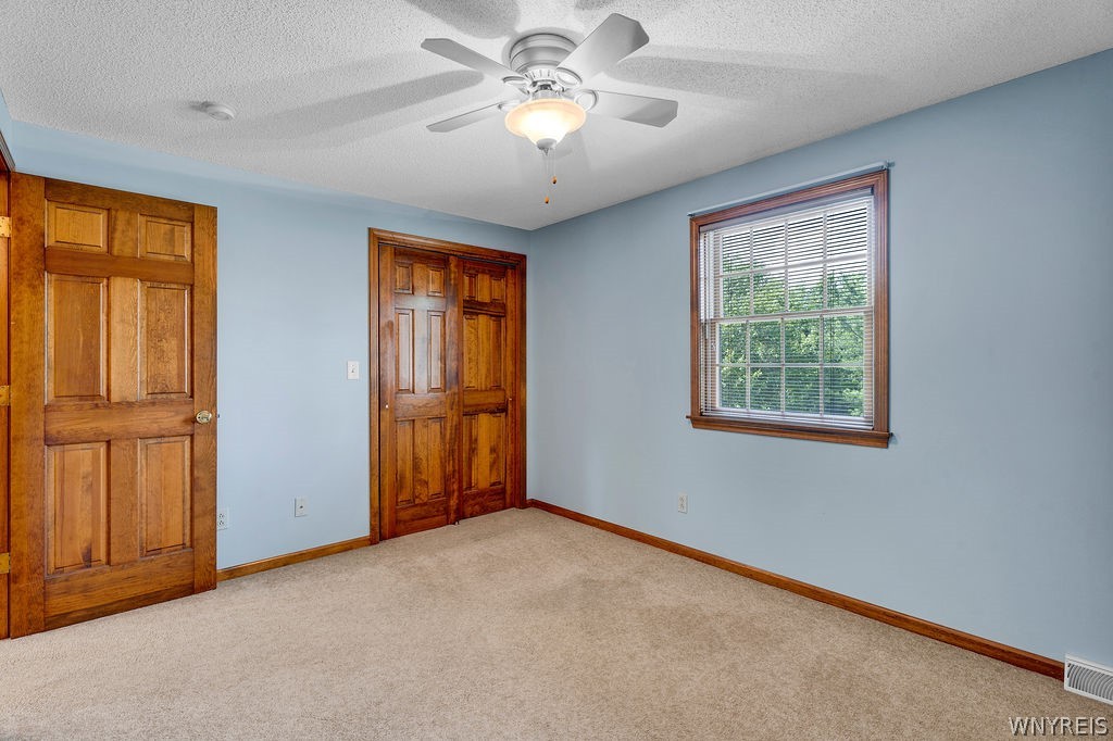 4815 Tonawanda Creek Road Pendleton, NY 14120 - Photo 28 of 49 Bedroom 2