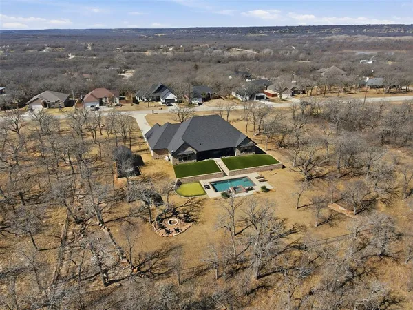 $899,000 | 208 Shady Oaks Drive, Runaway Bay, TX 76426