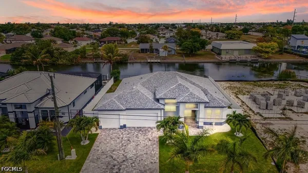 $749,900 | 21 Southwest 21st Street, Cape Coral, FL 33991