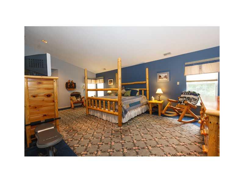 123 Henry Road Tarentum, PA 15084 - Photo 14 of 22 Master Bedroom.