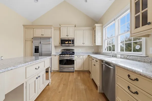 $899,900 | 900 Lynnfield Street, Unit 37, Lynnfield, MA 01940