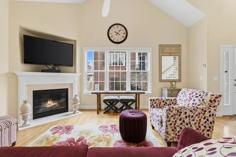 $899,900 | 900 Lynnfield Street, Unit 37, Lynnfield, MA 01940