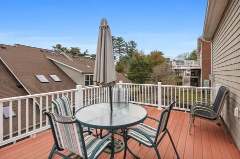 $899,900 | 900 Lynnfield Street, Unit 37, Lynnfield, MA 01940