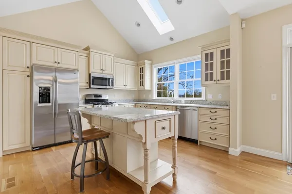 $899,900 | 900 Lynnfield Street, Unit 37, Lynnfield, MA 01940