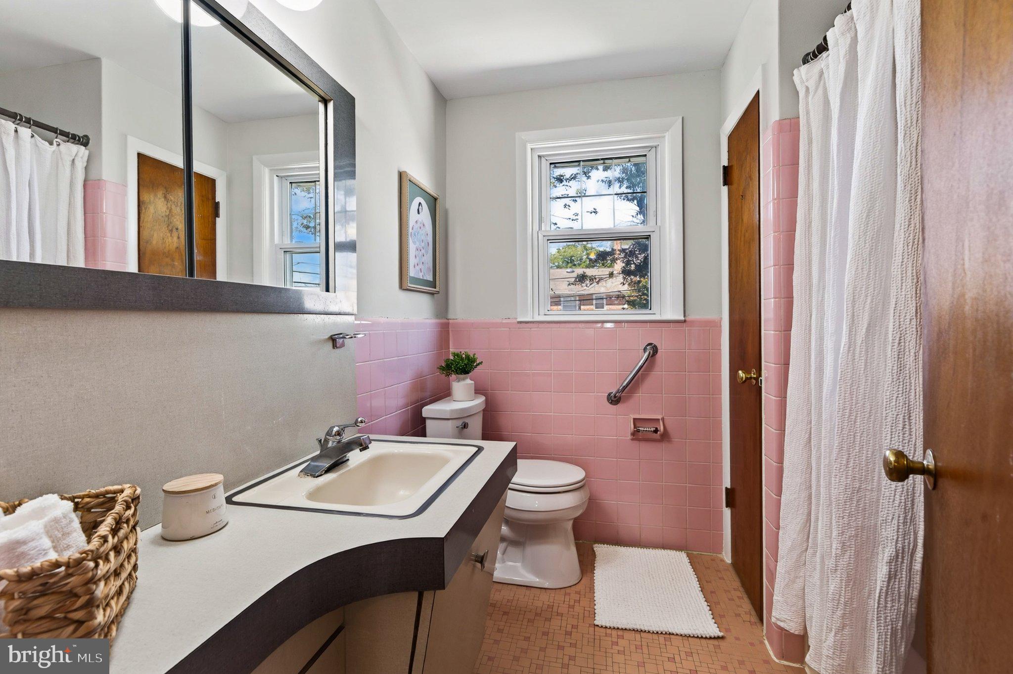 505 Vernon Road Springfield, PA 19064 - Photo 19 of 36 Gallery Image 19