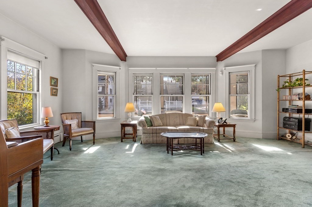 21 Naples Road Salem, MA 01970 - Photo 11 of 42 Gallery Image 11