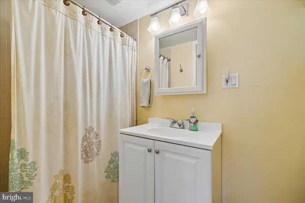 $1,495,000 | 8101 Whittier Boulevard, Bethesda, MD 20817