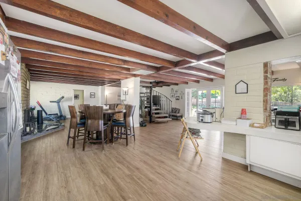 $900,000 | 820 Birch Avenue, Escondido, CA 92027