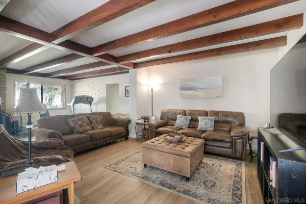 $900,000 | 820 Birch Avenue, Escondido, CA 92027