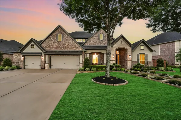 $995,000 | 5022 Kendalia Cloud Lane, Fulshear, TX 77441