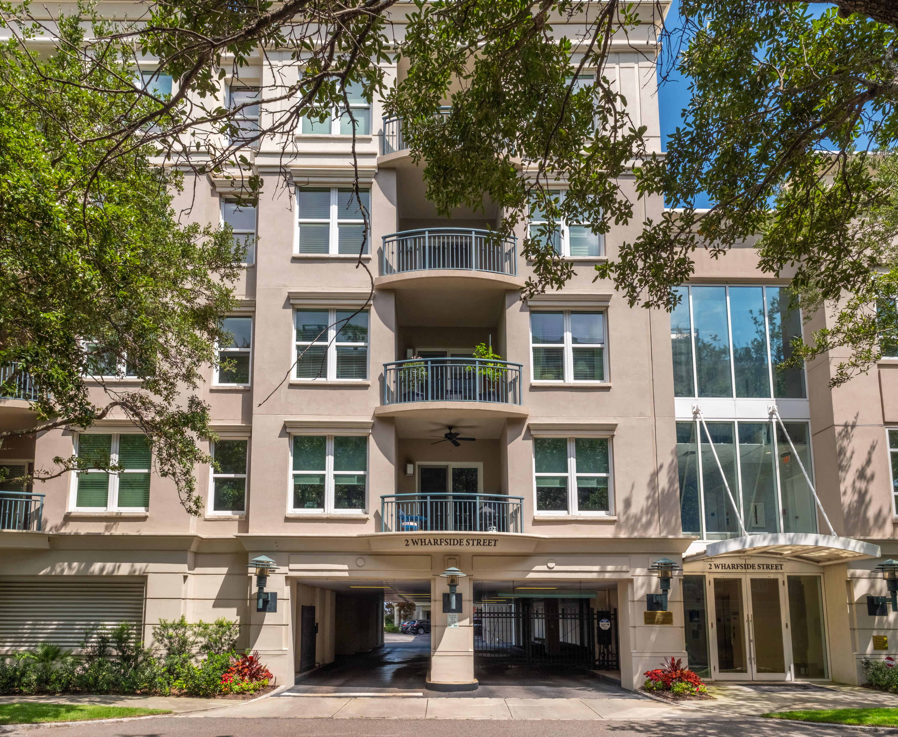 2 Wharfside Street, Unit 2C Charleston, SC 29401 - Photo 1 of 39 01