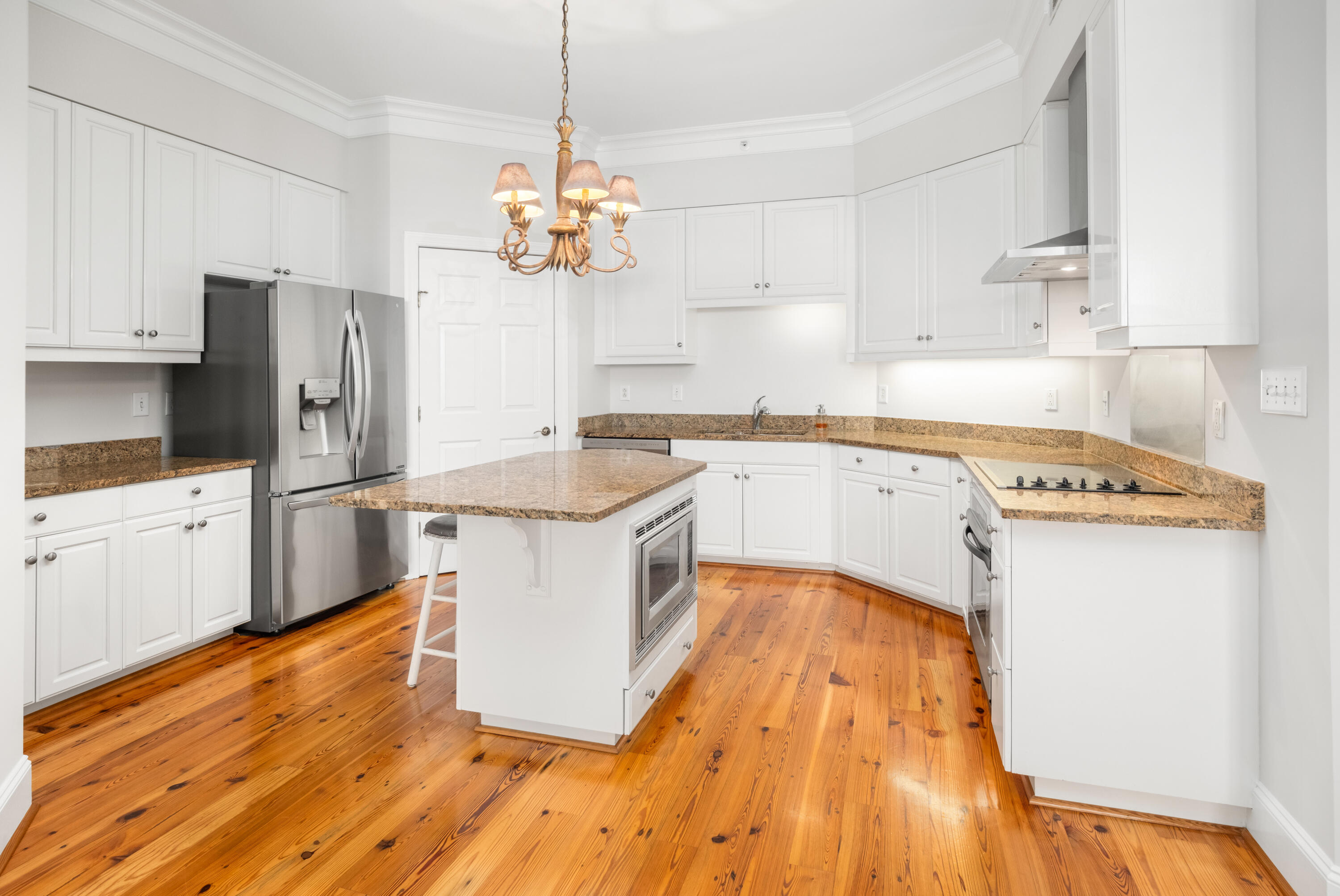 2 Wharfside Street, Unit 2C Charleston, SC 29401 - Photo 21 of 39 24