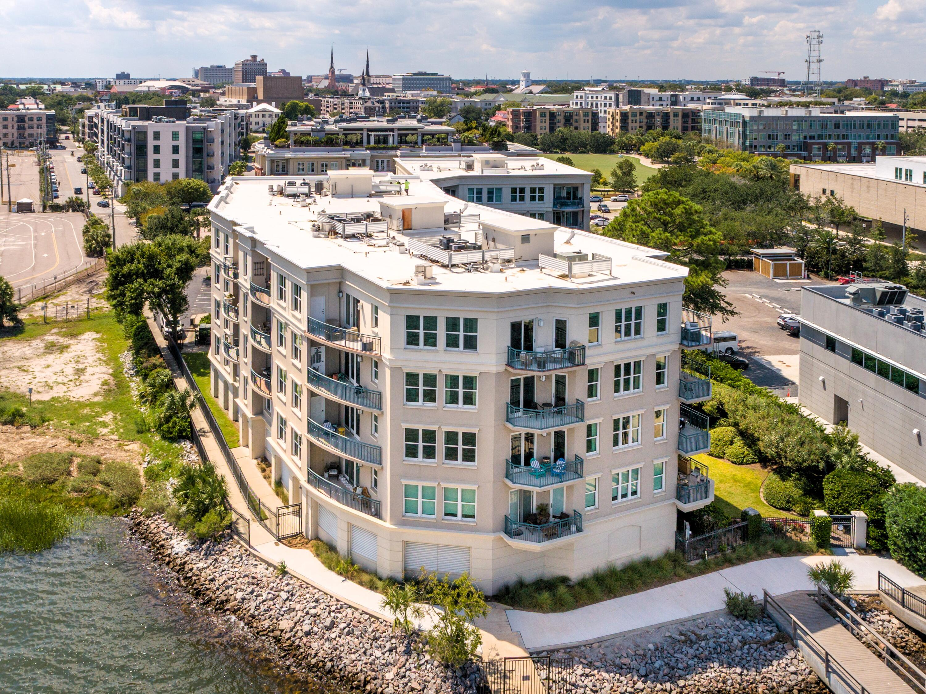 2 Wharfside Street, Unit 2C Charleston, SC 29401 - Photo 3 of 39 03