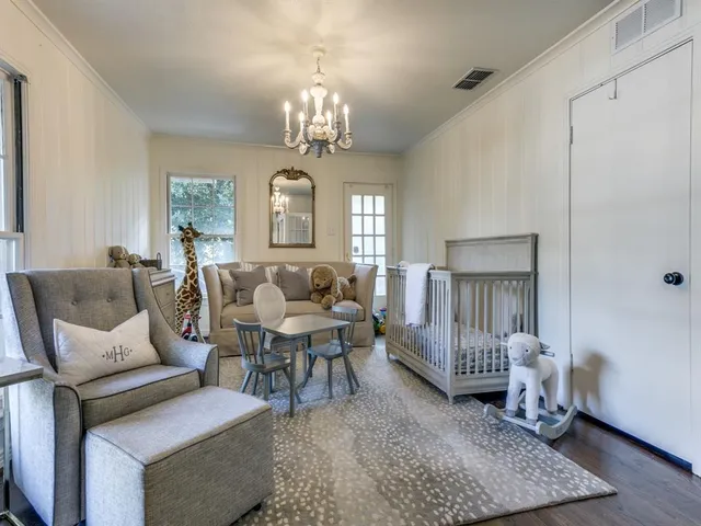 $4,200 | 3137 Lovers Lane, University Park, TX 75205