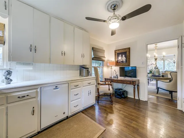 $4,200 | 3137 Lovers Lane, University Park, TX 75205