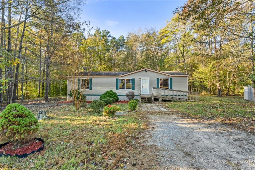 1086 Love Valley Road Clover, SC 29710 - Photo 1 of 25 Gallery Image 1