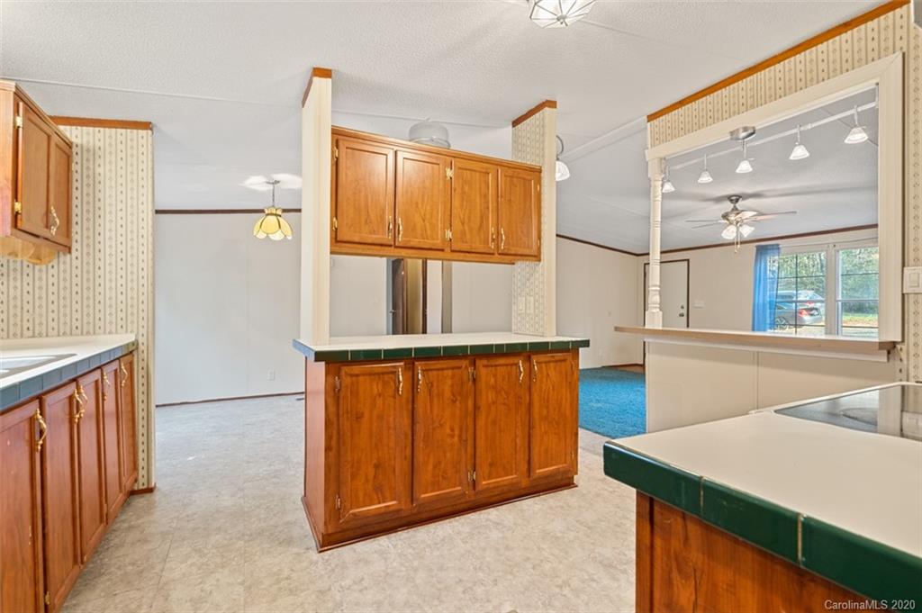 1086 Love Valley Road Clover, SC 29710 - Photo 13 of 25 Gallery Image 13
