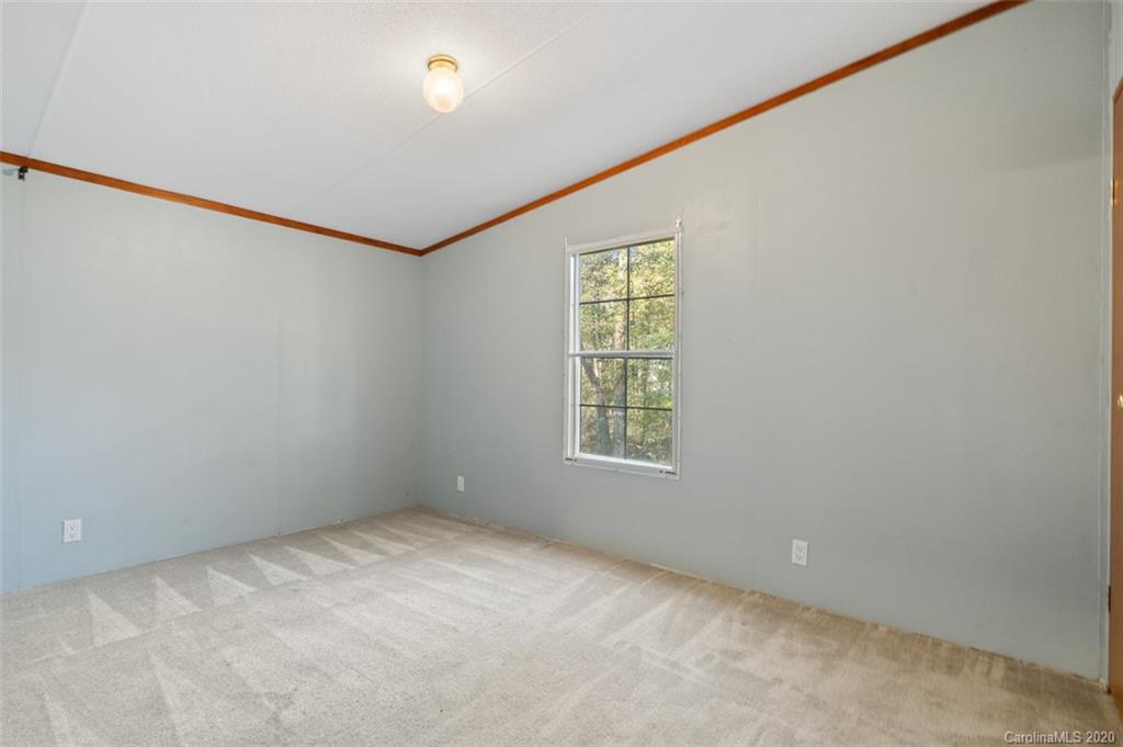 1086 Love Valley Road Clover, SC 29710 - Photo 17 of 25 Gallery Image 17