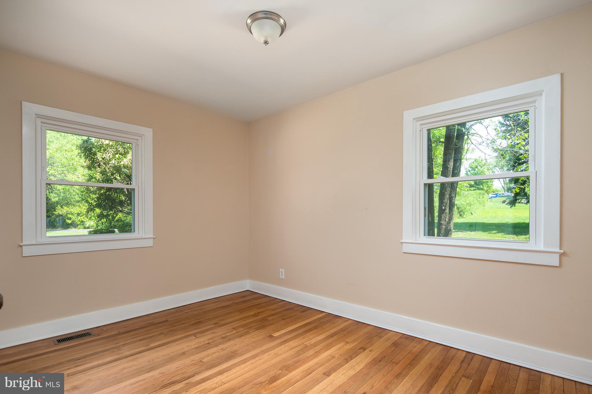 146 Frazier Road Warrenton, VA 20186 - Photo 18 of 27 Bedroom