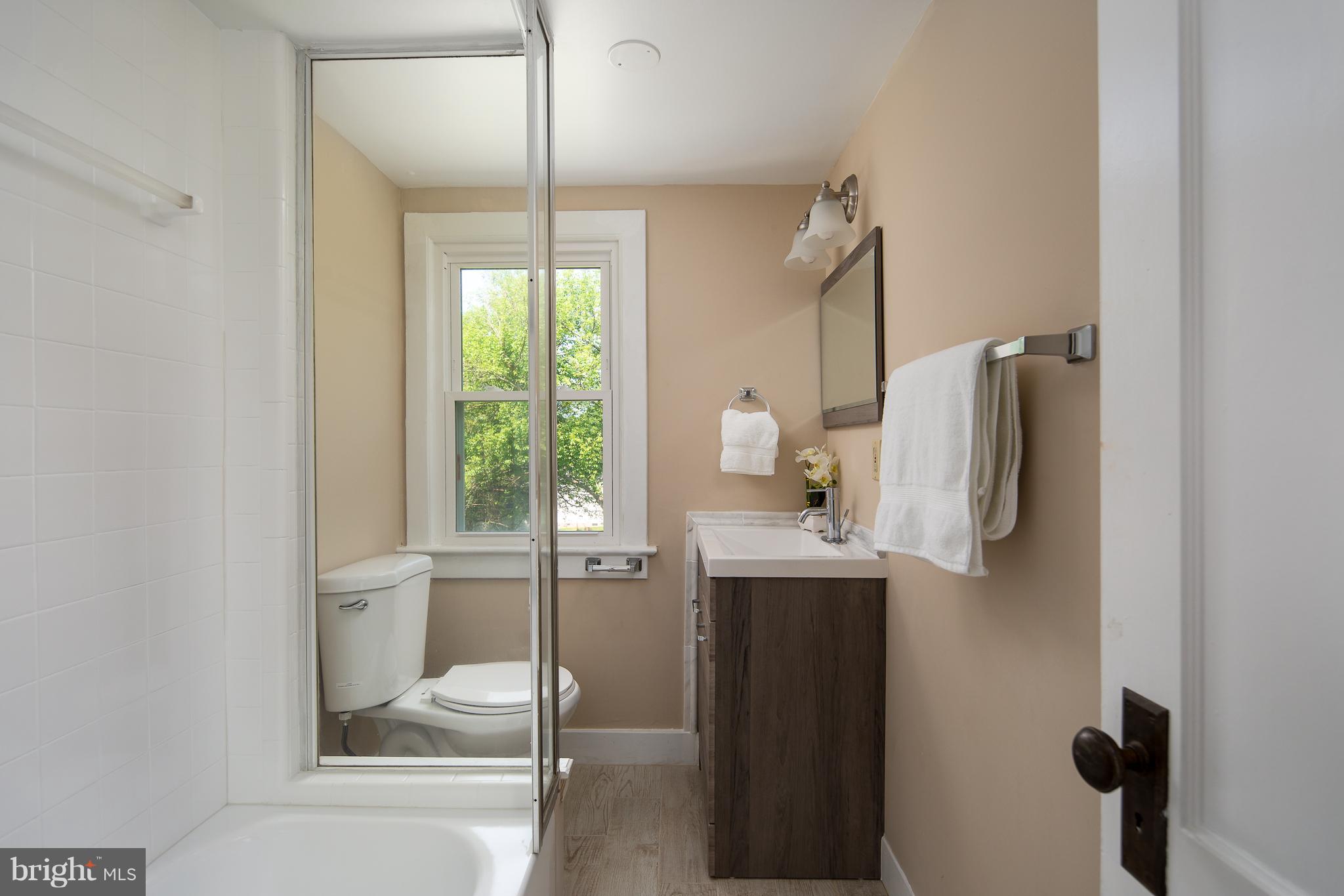 146 Frazier Road Warrenton, VA 20186 - Photo 19 of 27 Full Bath Upper Level