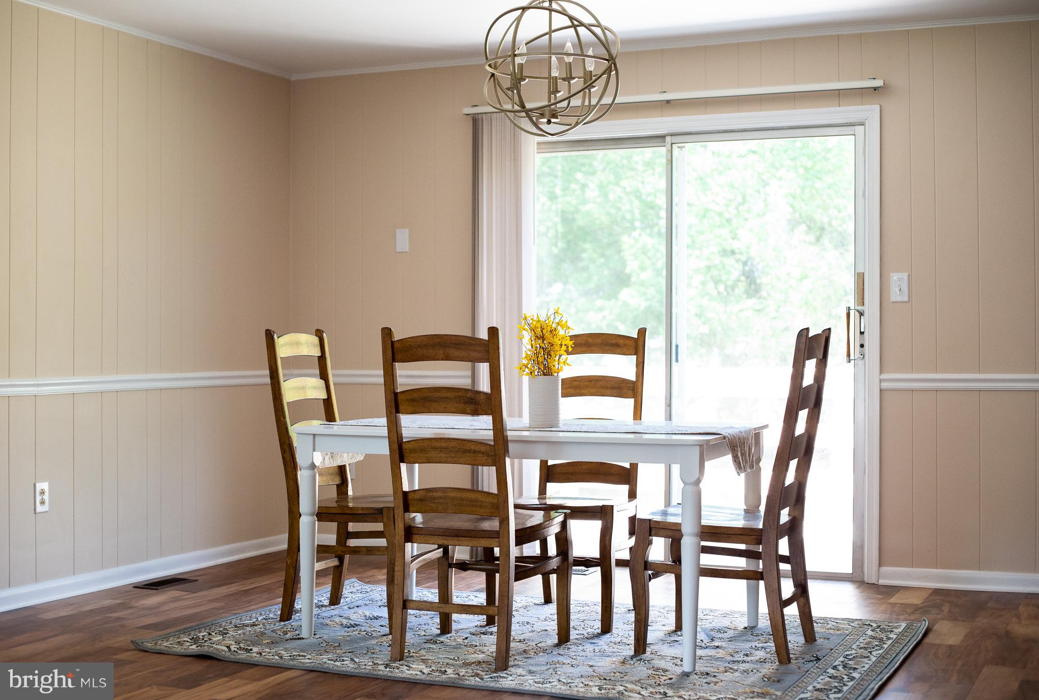 146 Frazier Road Warrenton, VA 20186 - Photo 9 of 27 Dining Room