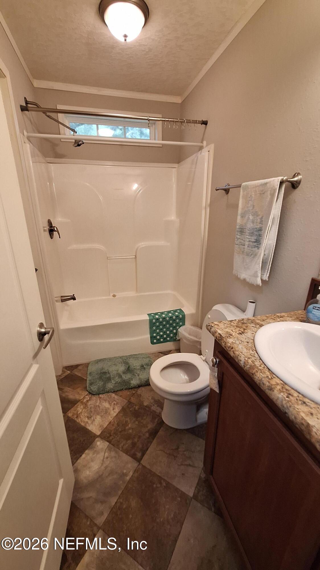 54144 Catherine Avenue Callahan, FL 32011 - Photo 28 of 50 Hall Bathroom