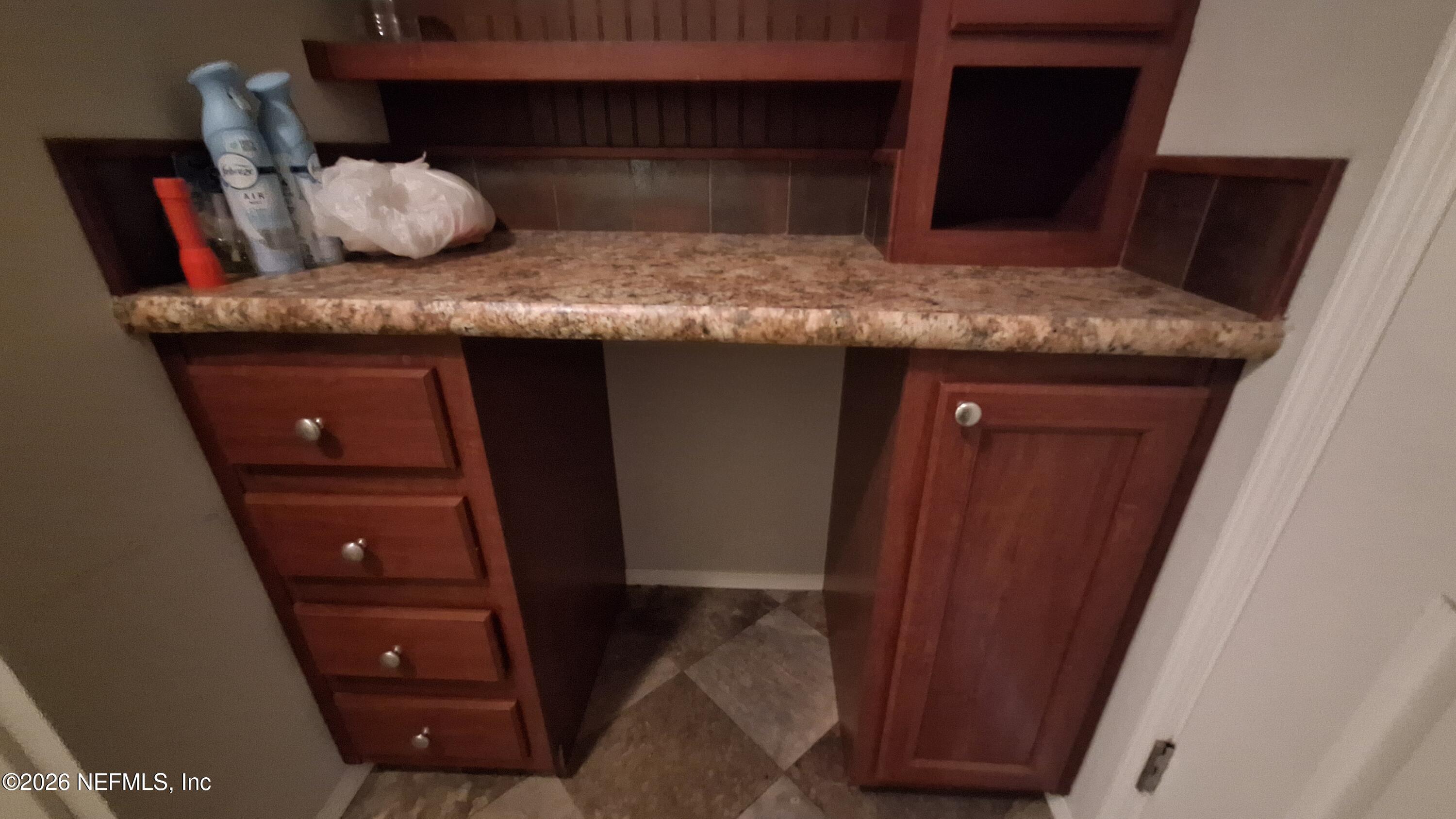 54144 Catherine Avenue Callahan, FL 32011 - Photo 37 of 50 Desk