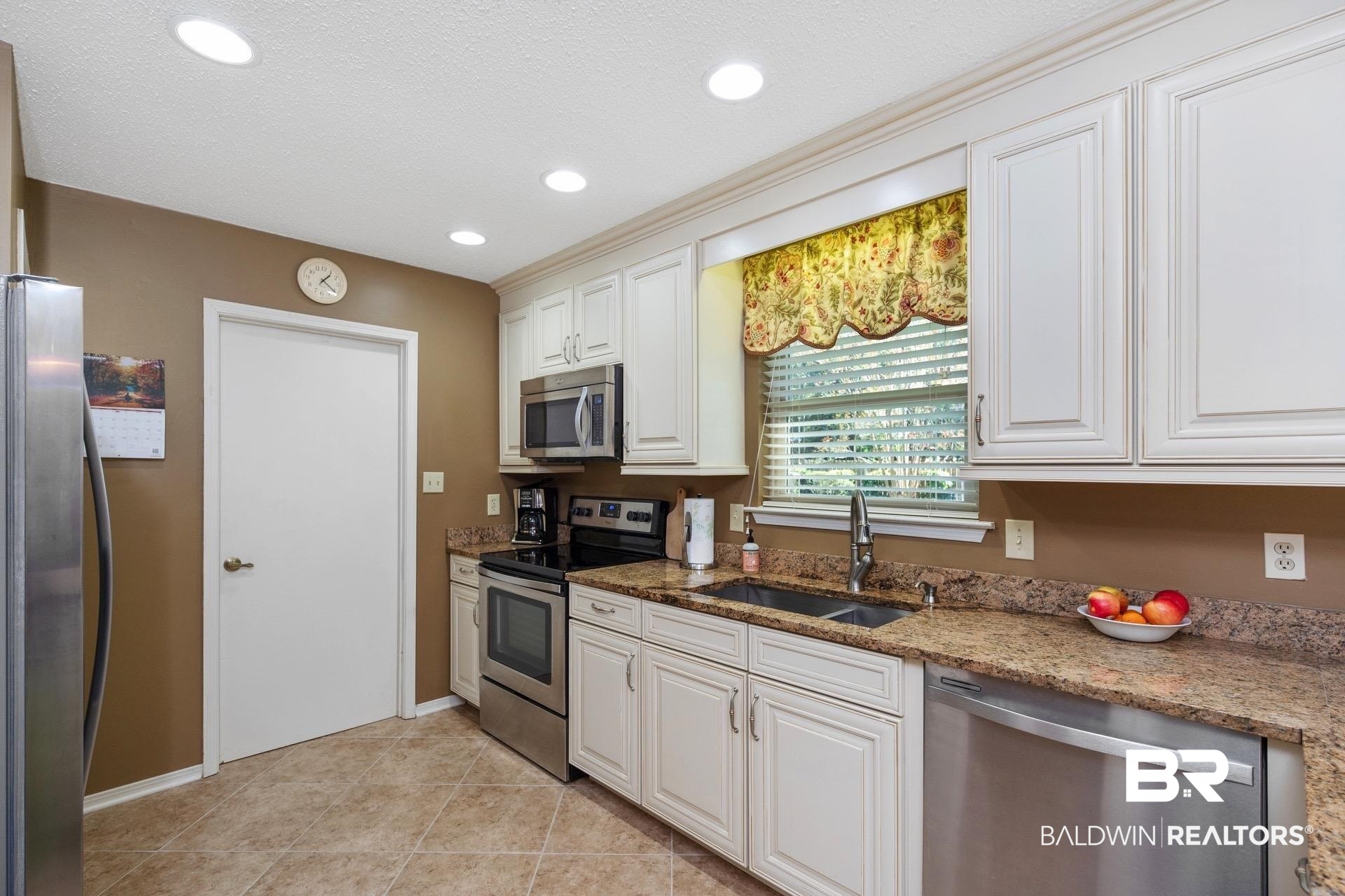 58 Paddock Drive Fairhope, AL 36532 - Photo 10 of 20