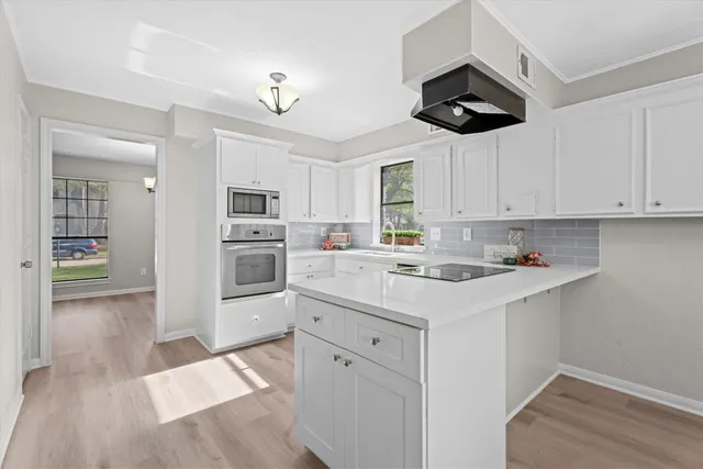 $2,195 | 16015 Southampton Drive, Spring, TX 77379