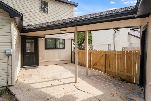 $2,195 | 16015 Southampton Drive, Spring, TX 77379