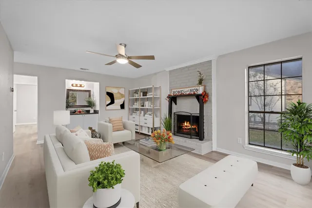 $2,195 | 16015 Southampton Drive, Spring, TX 77379