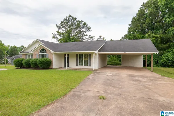 $169,500 | 907 Lee Road 379, Smiths Station, AL 36877
