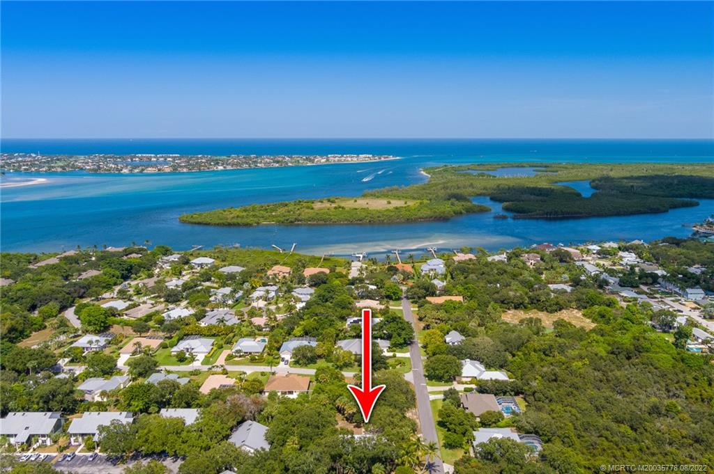 5375 Southeast Reef Way Stuart, FL 34997 - Photo 4 of 36