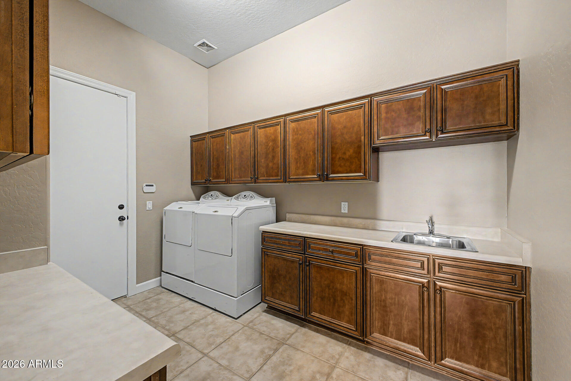 4046 North Silver Ridge Circle Mesa, AZ 85207 - Photo 36 of 53 Laundry Room