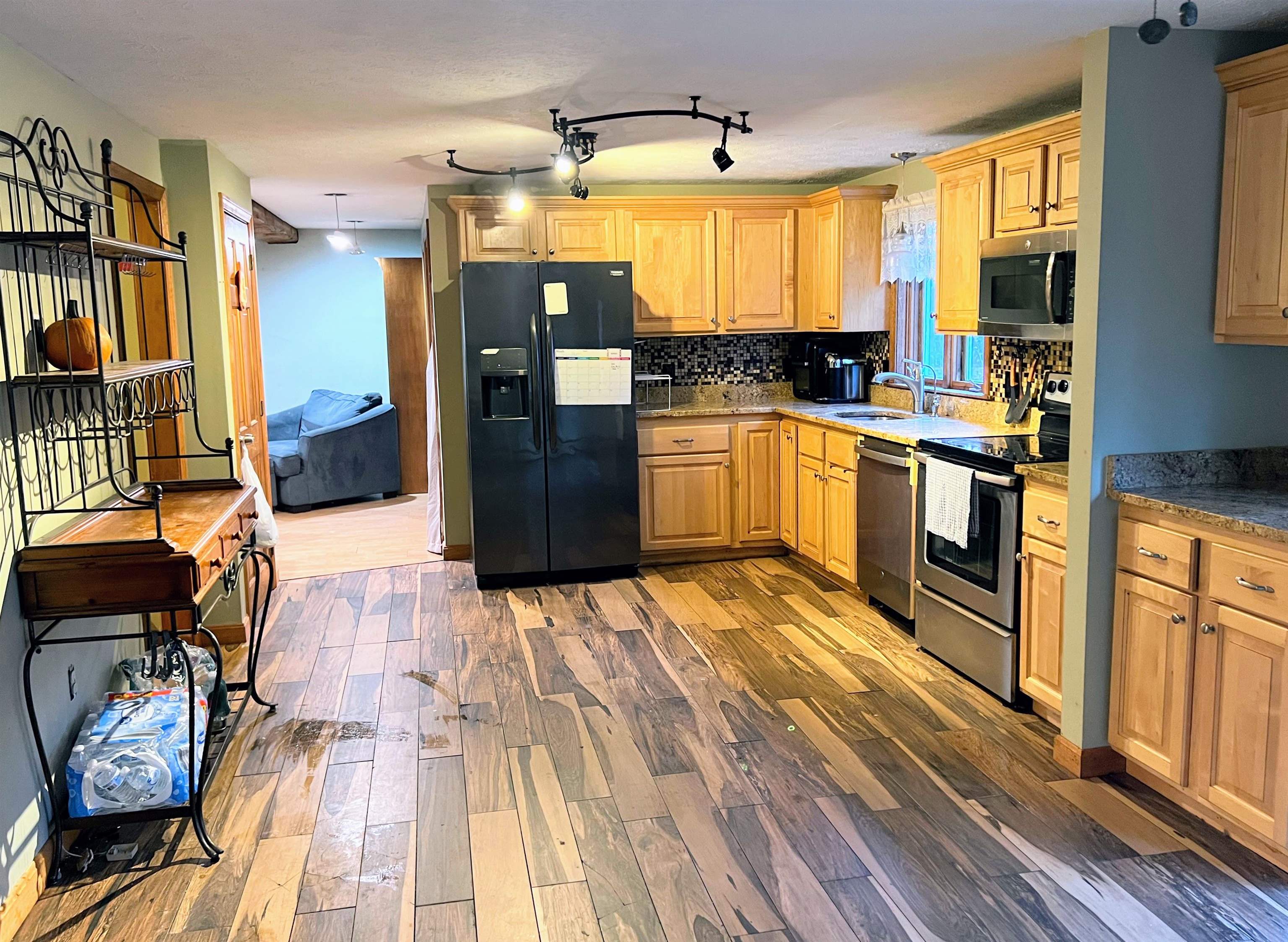 18 Alexander Road, Unit ARI:1 AGR/RES Londonderry, NH 03053 - Photo 4 of 38