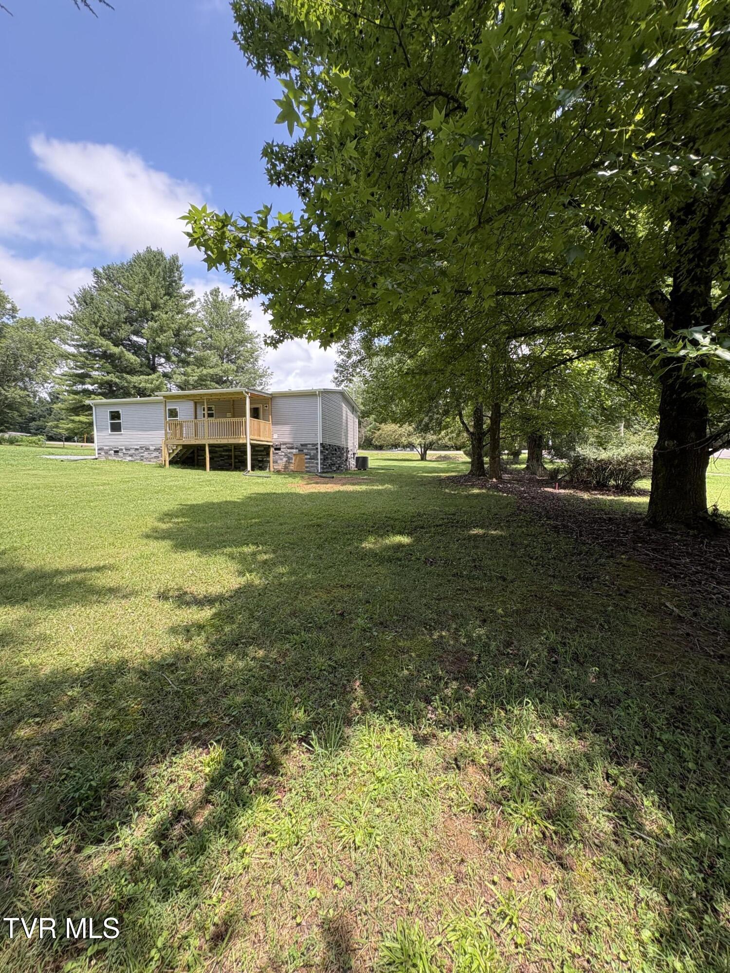 2865 Devault Bridge Road Piney Flats, TN 37686 - Photo 16 of 72 IMG_9828
