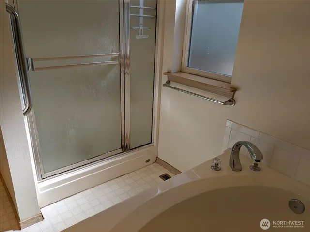 a bathroom with a tub