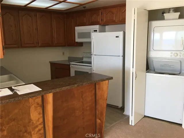 $4,100 | 625 Esplanade, Unit 21, Redondo Beach, CA 90277