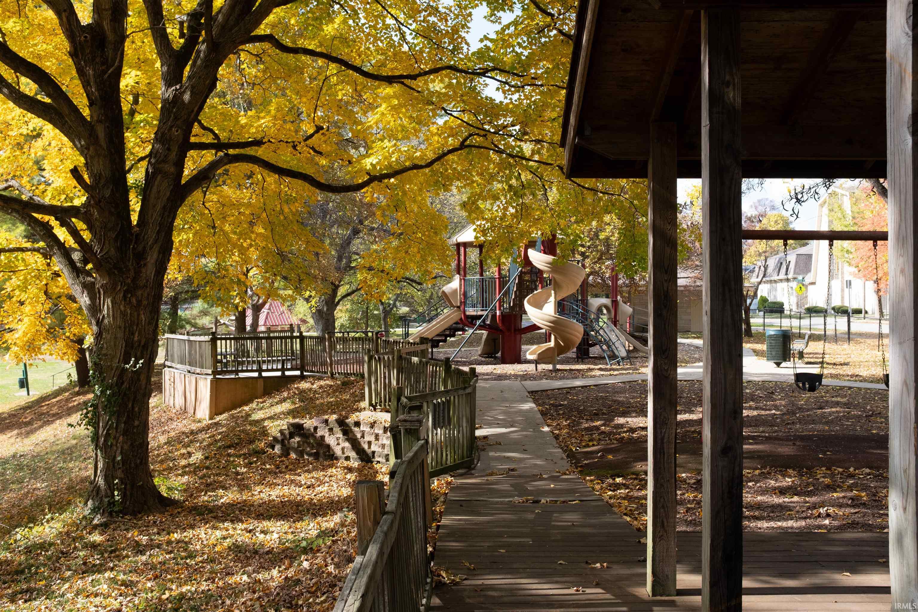 601 West Howe Street Bloomington, IN 47403 - Photo 17 of 19