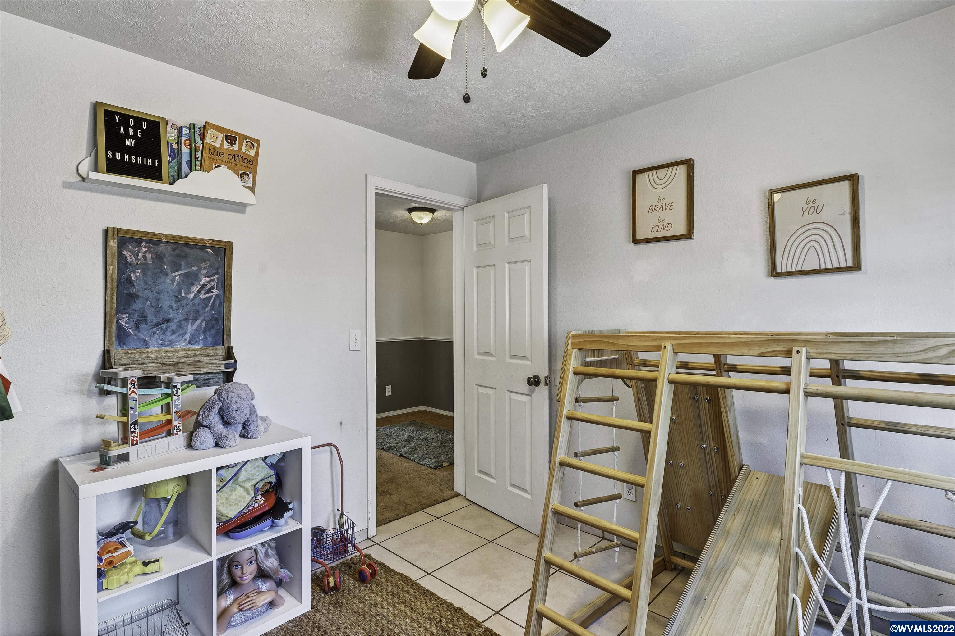 1350 Southwest Ellis Street Dallas, OR 97338 - Photo 23 of 39 Gallery Image 23