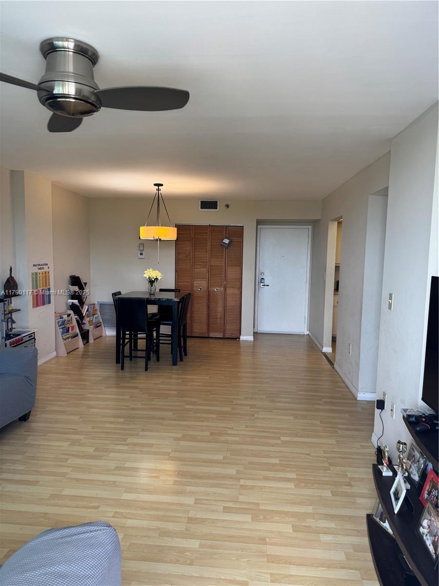 919 Hillcrest Drive, Unit 504 Hollywood, FL 33021 - Photo 14 of 36