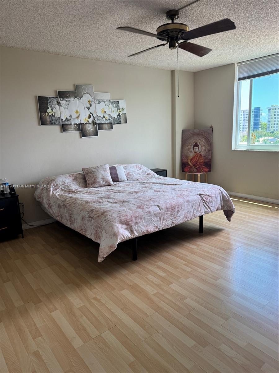 919 Hillcrest Drive, Unit 504 Hollywood, FL 33021 - Photo 18 of 36